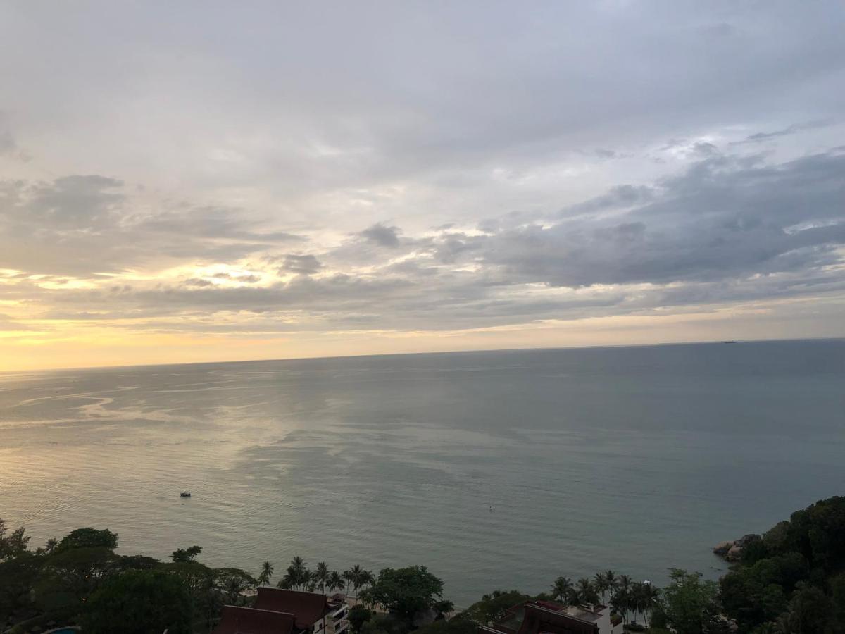 Beach Resort Home Stay Sri Sayang Apartment Batu Ferringhi 2Bedroom Bagian luar foto
