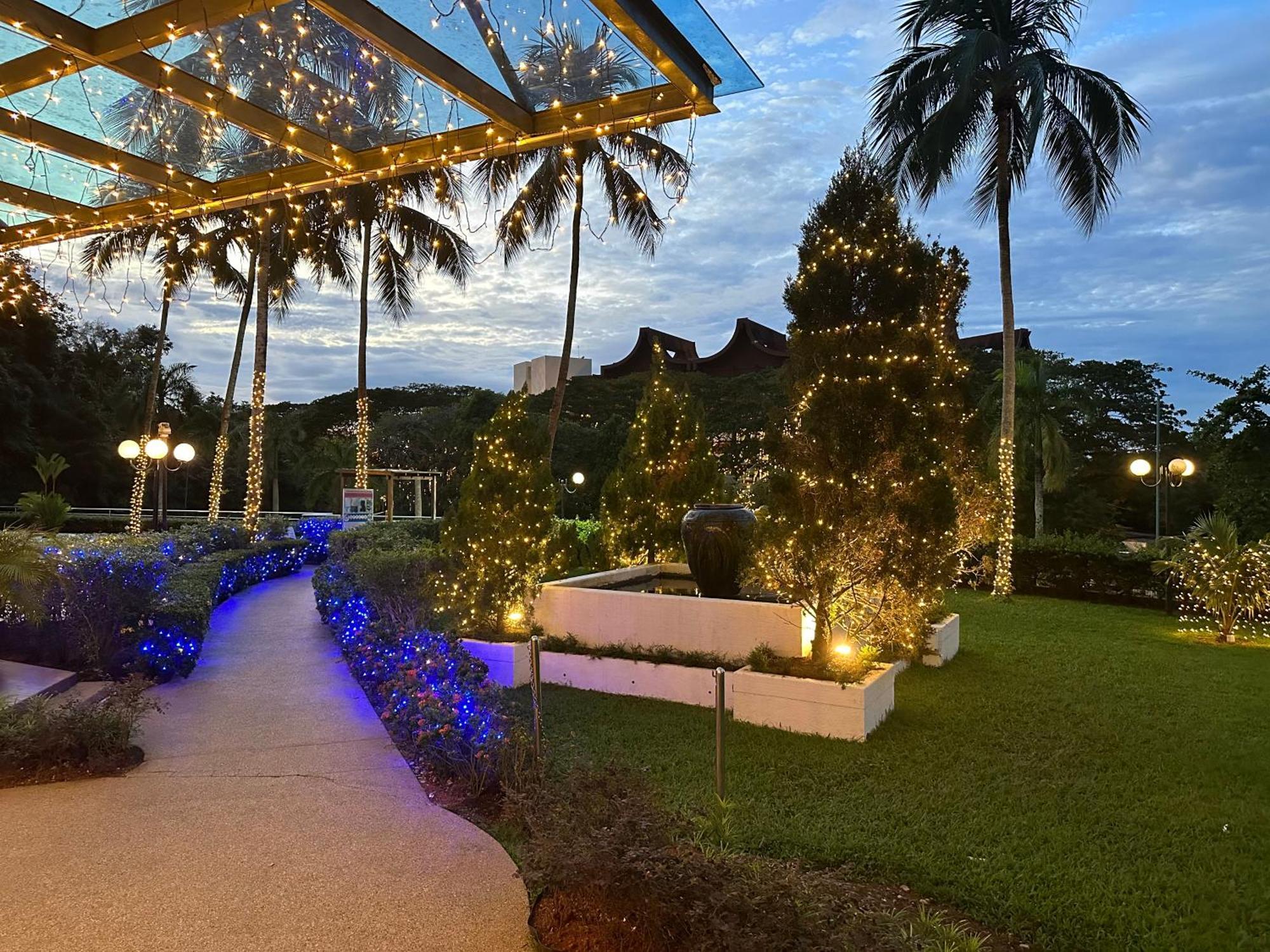 Beach Resort Home Stay Sri Sayang Apartment Batu Ferringhi 2Bedroom Bagian luar foto